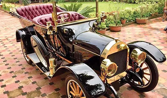Hire Antique Cars for Local Sightseeing